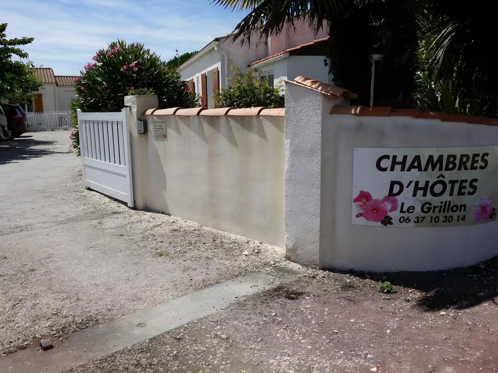 Maison D'Hotes Le Grillon La Brée-les-Bains Esterno foto